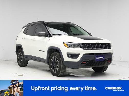 White 2019 Jeep Compass Trailhawk