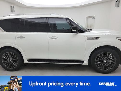 2023 INFINITI QX80 Premium Select