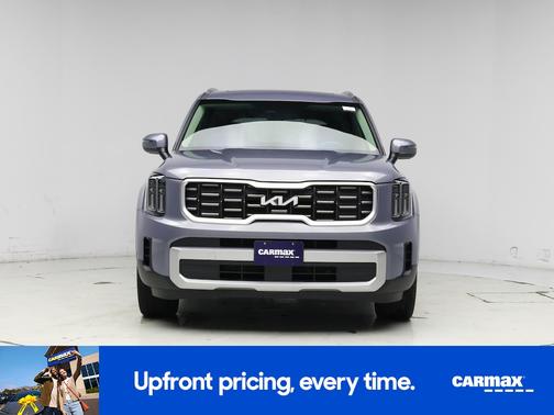 Silver 2025 Kia Telluride S