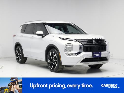 White 2022 Mitsubishi Outlander SEL