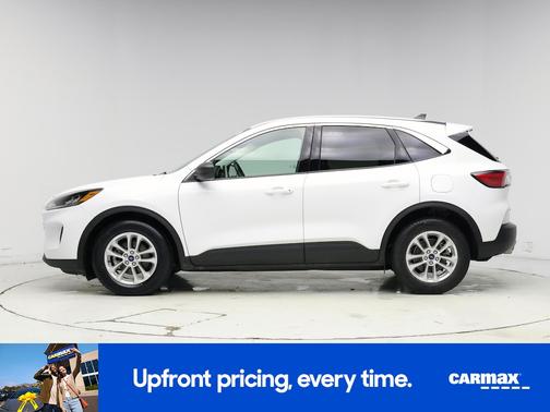 White 2022 Ford Escape SE
