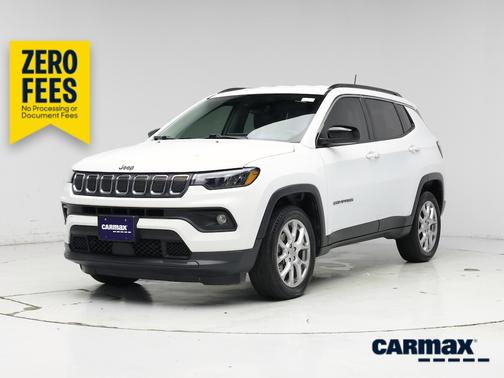 White 2022 Jeep Compass Latitude Lux