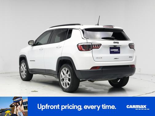 White 2022 Jeep Compass Latitude Lux