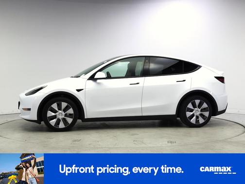 White 2023 Tesla Model Y Long Range