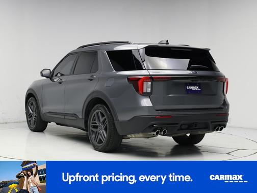 Gray 2025 Ford Explorer ST