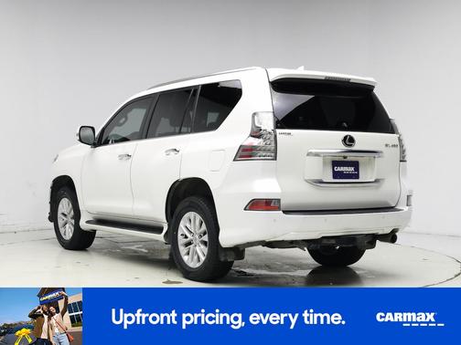 White 2023 Lexus GX 460