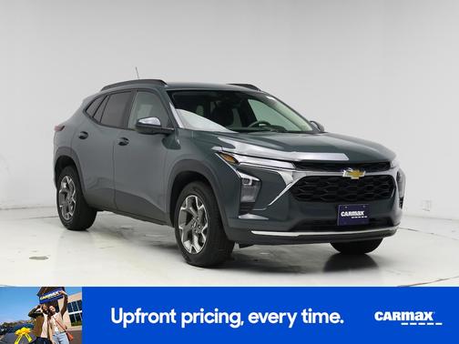 Gray 2025 Chevrolet Trax LT