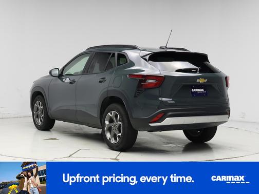 Gray 2025 Chevrolet Trax LT