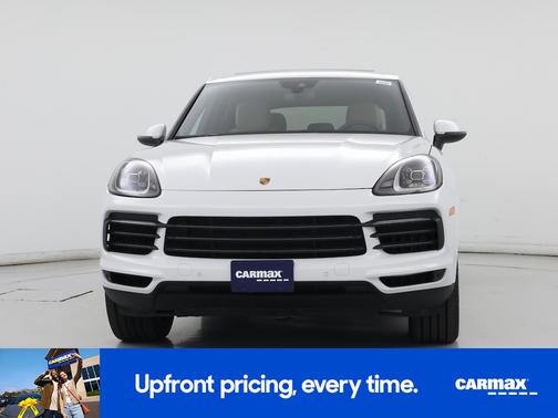 White 2023 Porsche Cayenne