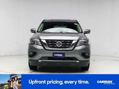 2020 Nissan Pathfinder SV