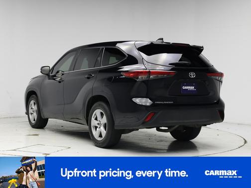2022 Toyota Highlander LE