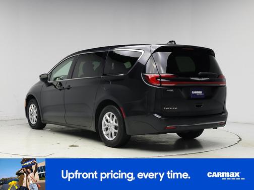 Black 2023 Chrysler Pacifica Touring L