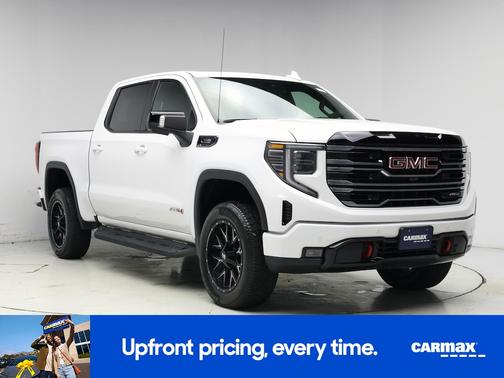 White 2025 GMC Sierra 1500 AT4