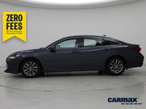 Gray 2022 Toyota Avalon XLE