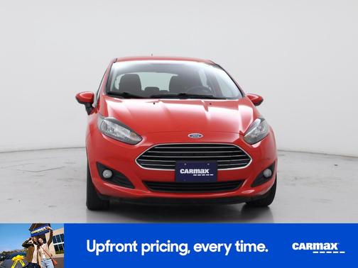 Red 2015 Ford Fiesta SE