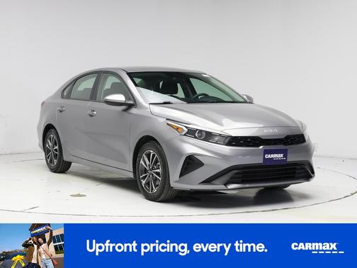 Gray 2024 Kia Forte LXS