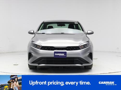 Gray 2024 Kia Forte LXS