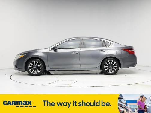 2017 Nissan Altima SV