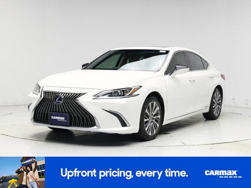 2020 Lexus ES 300h 