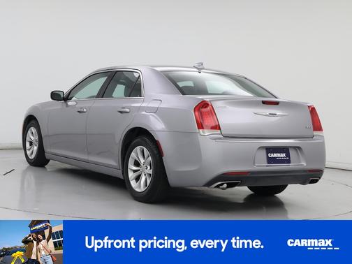 2015 Chrysler 300 Limited