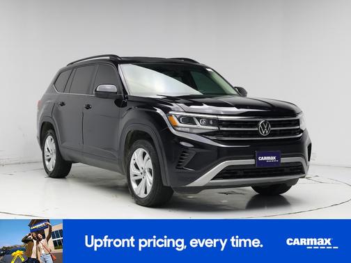 Black 2023 Volkswagen Atlas SE w/Tech