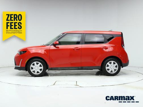 Red 2024 Kia Soul LX