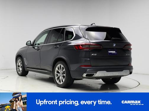 Gray 2022 BMW X5 sDrive40i