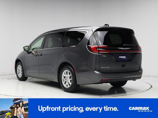 Gray 2023 Chrysler Pacifica Touring L