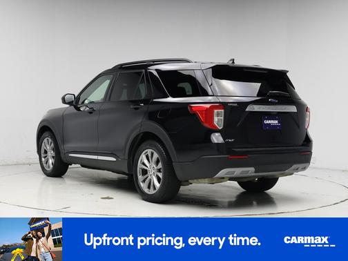 Black 2022 Ford Explorer XLT
