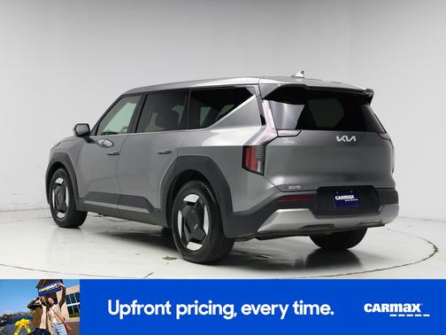 Gray 2024 Kia EV9 Light