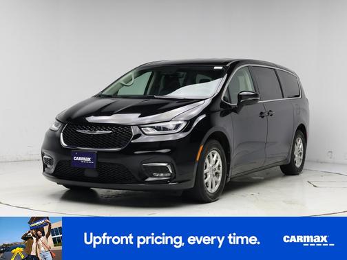 2024 Chrysler Pacifica Touring