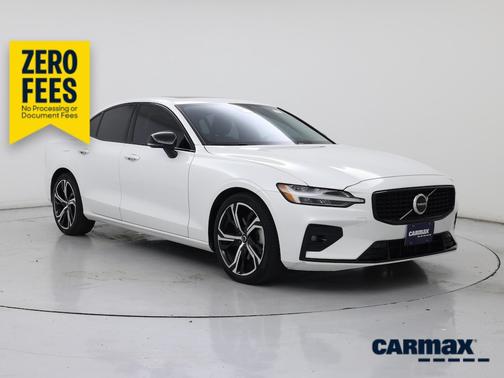White 2024 Volvo S60 B5 Core Dark Theme