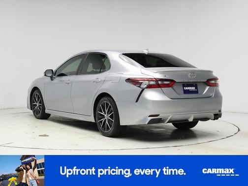 Silver 2021 Toyota Camry SE