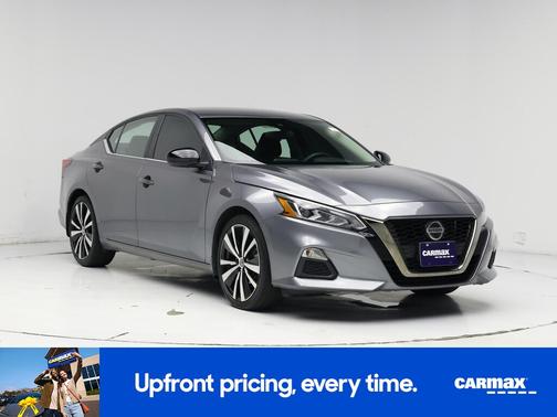 2022 Nissan Altima SR