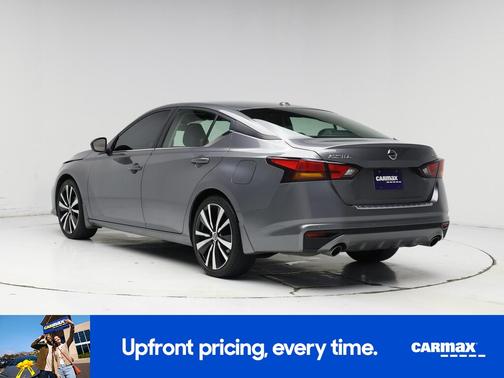 2022 Nissan Altima SR