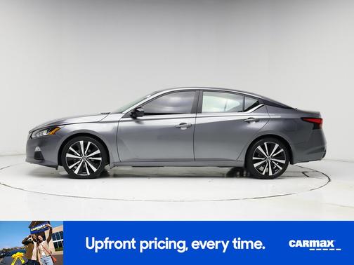 2022 Nissan Altima SR