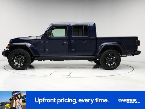 2025 Jeep Gladiator Nighthawk