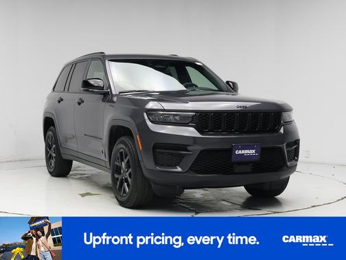 Gray 2024 Jeep Grand Cherokee Altitude