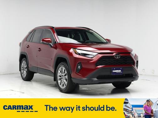 2024 Toyota RAV4 XLE Premium
