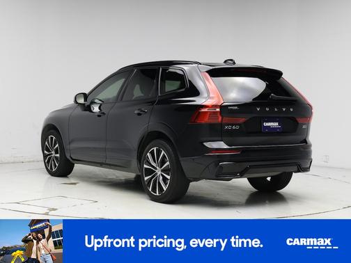 2024 Volvo XC60 B5 Plus Dark Theme