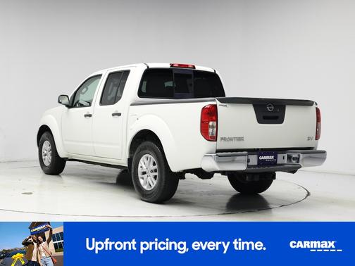 White 2016 Nissan Frontier SV