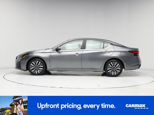 2023 Nissan Altima SV