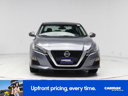 2022 Nissan Altima SV