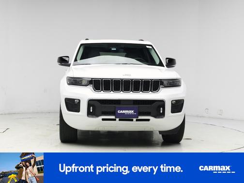 White 2023 Jeep Grand Cherokee Overland