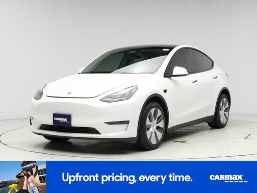 White 2023 Tesla Model Y Long Range