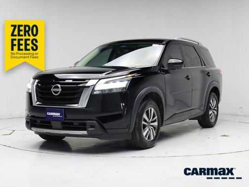 Black 2023 Nissan Pathfinder SL