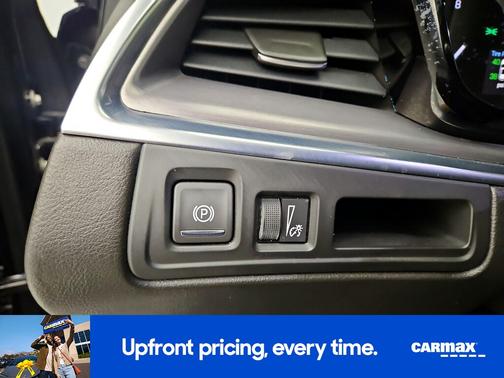 2018 Cadillac XT5 Premium Luxury