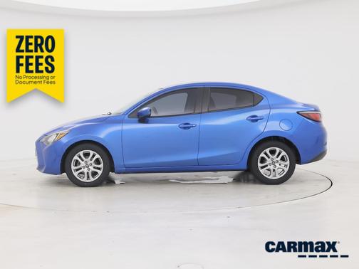 Blue 2018 Toyota Yaris iA