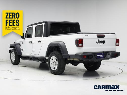 White 2023 Jeep Gladiator Sport