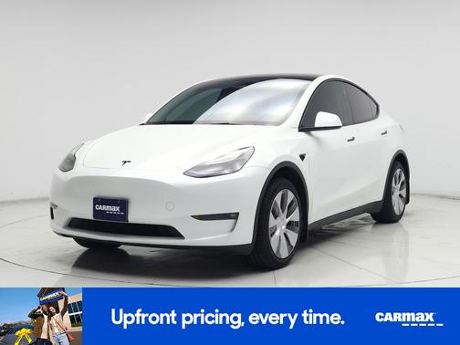 White 2023 Tesla Model Y